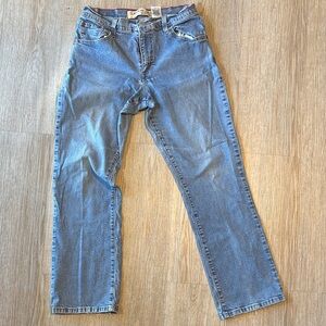 Levi's Women's Straight Blue Jeans